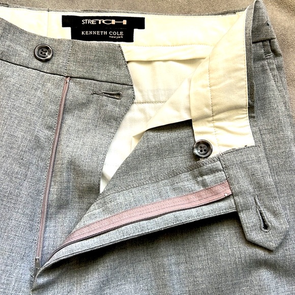 Kenneth Cole | Stretch | Size 34W x 32L | 64% Polyester 34% Rayon 2% Spandex - Picture 6 of 9